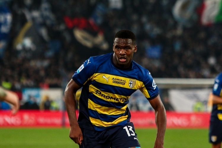 立即引起了 立即引起了