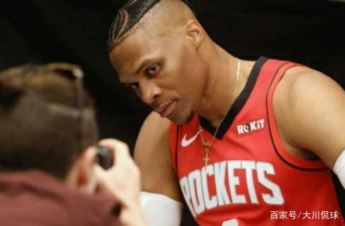 是他贡献 是他贡献