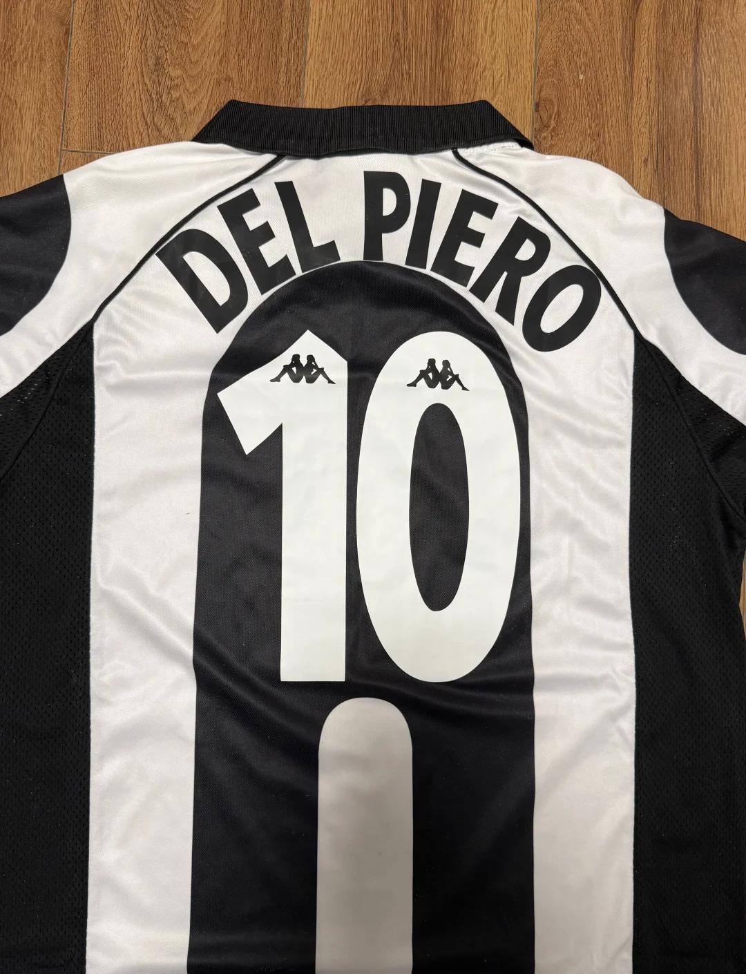 的牛牛桌上 的牛牛桌上